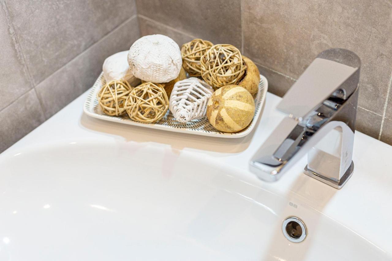 Pregiata Camera Con Bagno Privato - Blu Di Persia Триест Экстерьер фото
